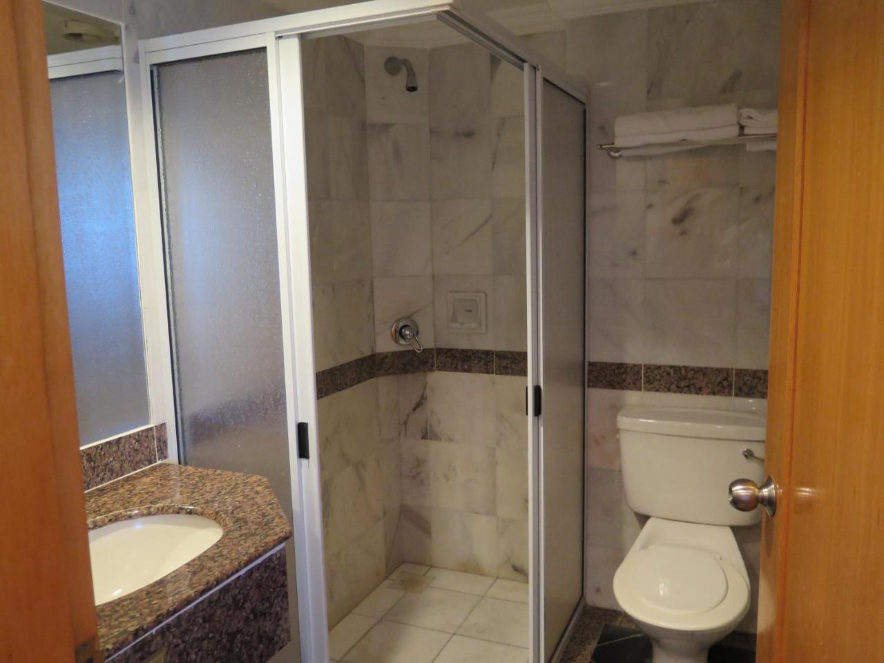 Sea View Resort Hotel & Apartments 쿠알라 벨라이트 외부 사진